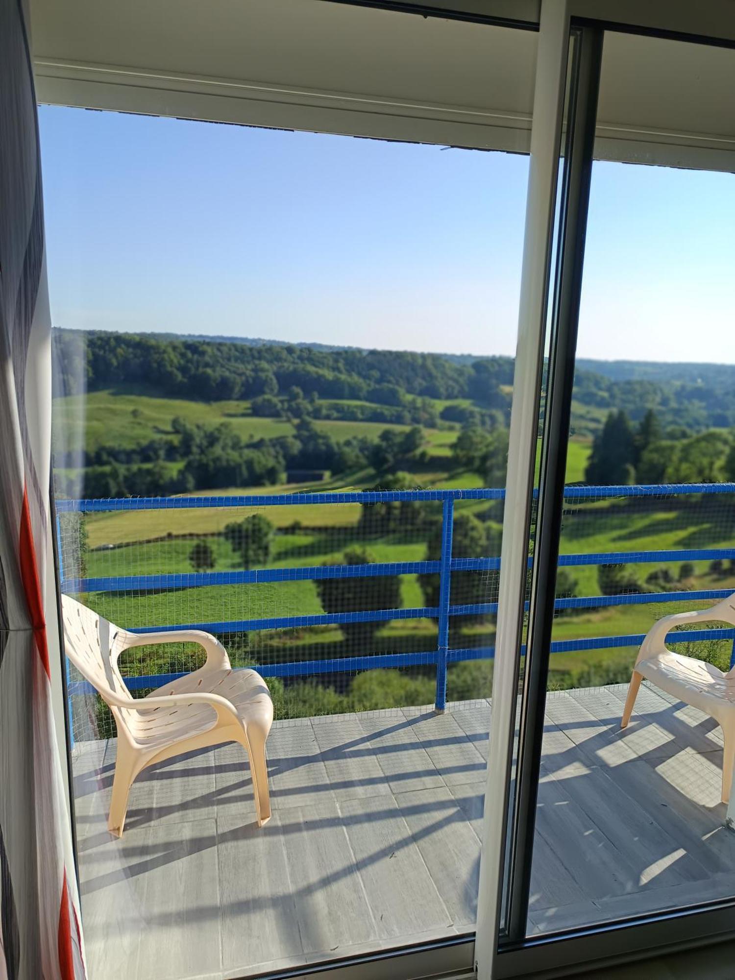 Bellevue Lejlighed La Tour-dʼAuvergne Eksteriør billede